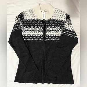 NWT Alpaca sweater Winter design, size XL